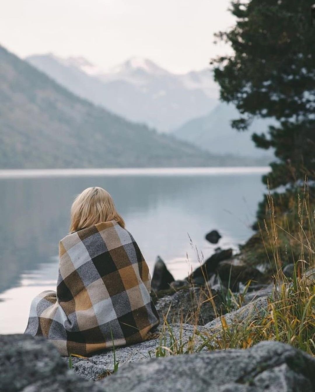 Фотосессия в горах осенью
