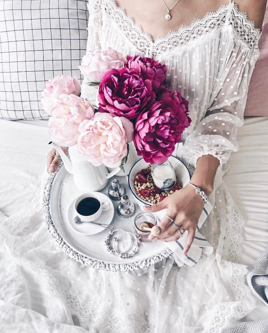 Стильная фотосессия с цветами