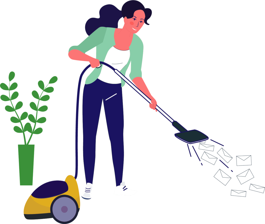 Уставшая женщина после уборки