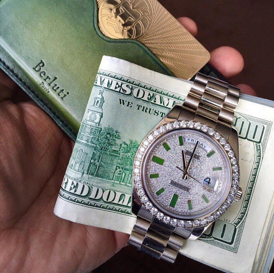 Часы ролекс и деньги