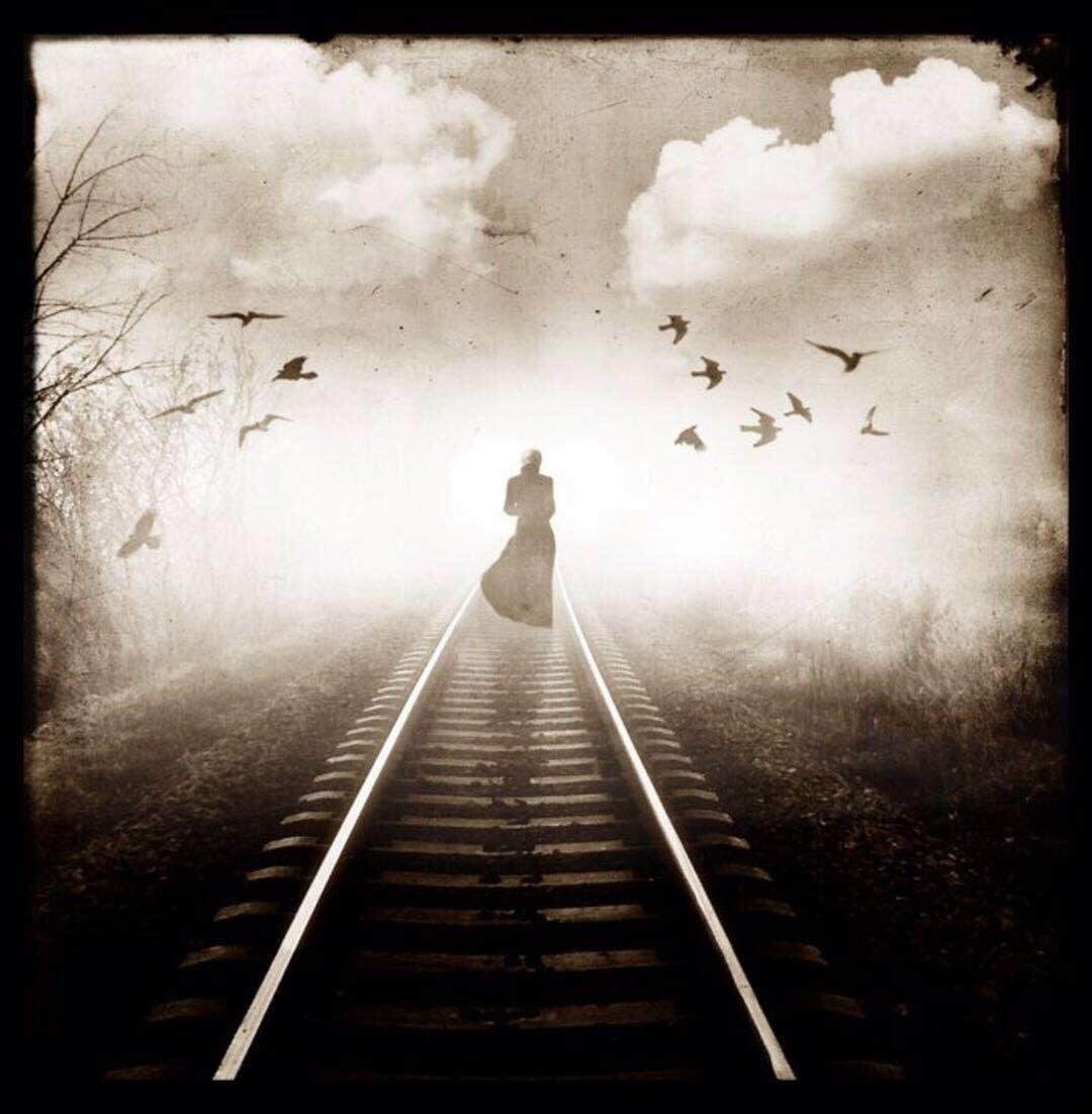 Пустота внутри девушки