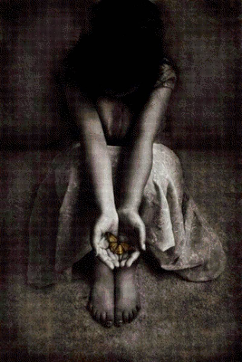 Пустой стул в поле