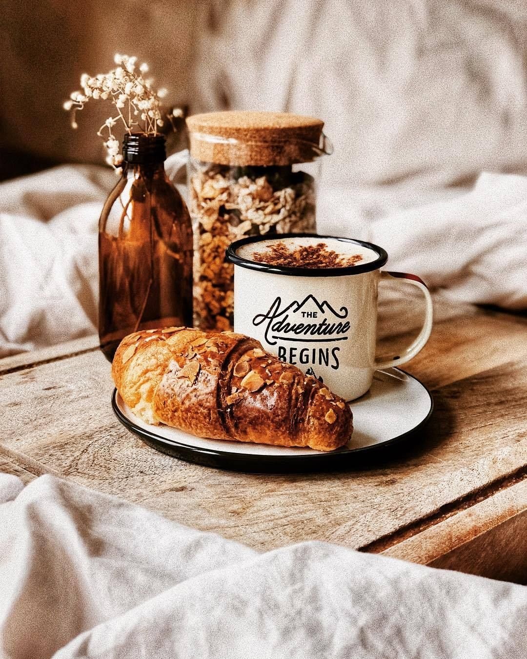 Бирюзовая чашка кофе