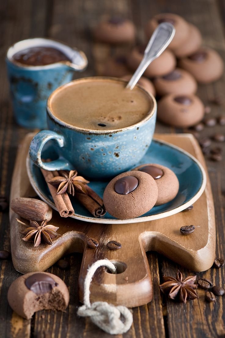 Композиция с чашкой кофе