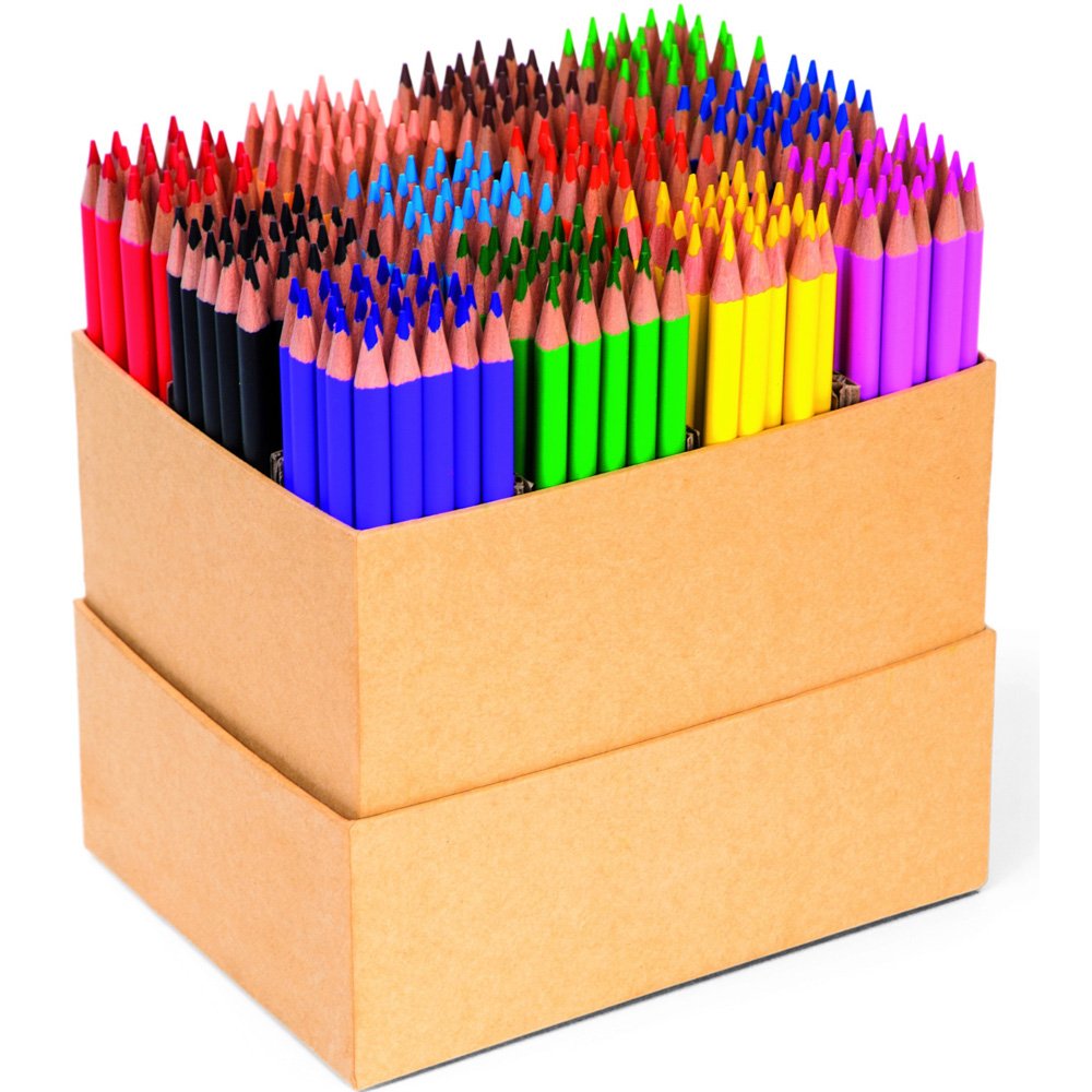 Альбом и цветные карандаши