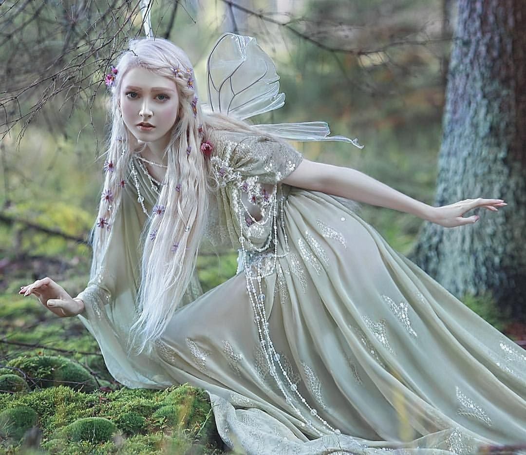 Красивые эльфы девушки