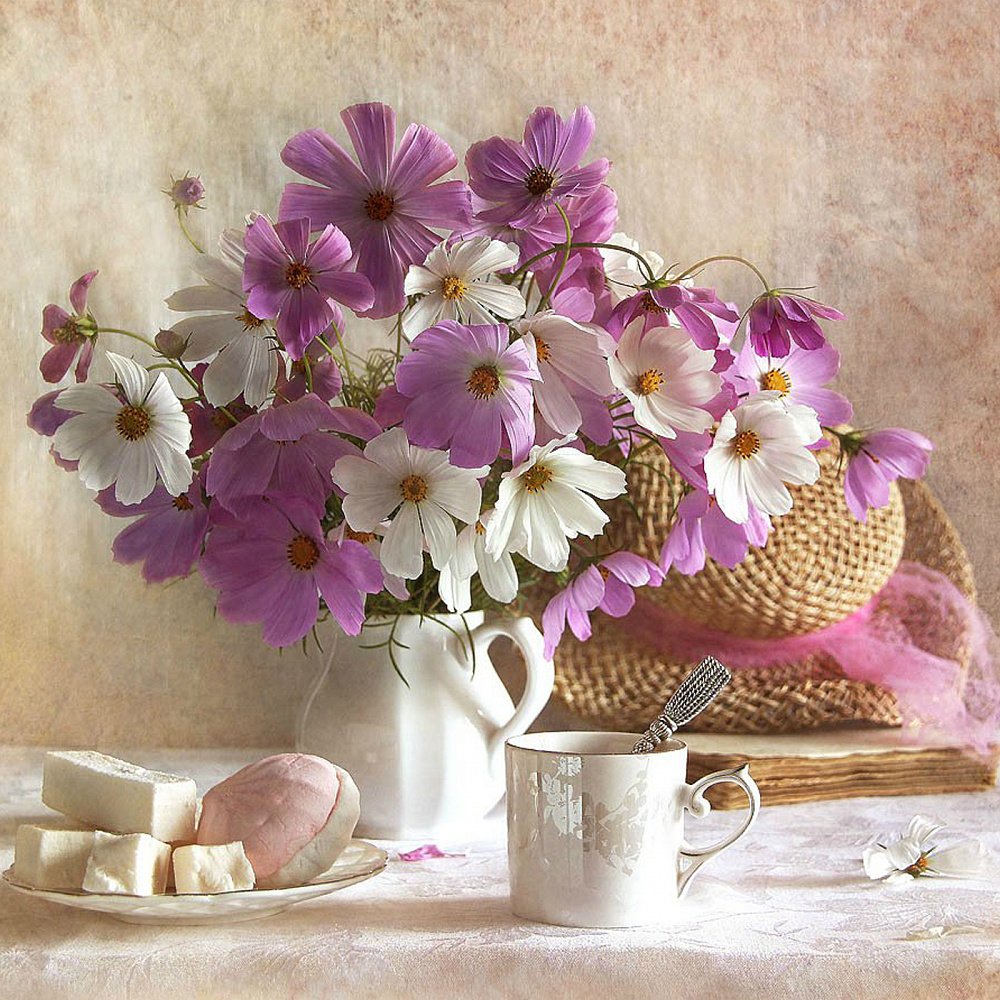 Утренний натюрморт с цветами