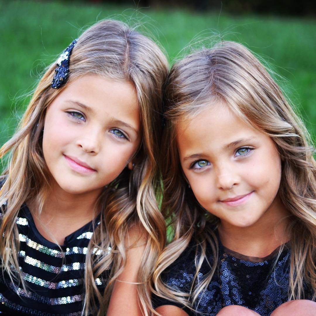 Близнецы Лиа Роуз