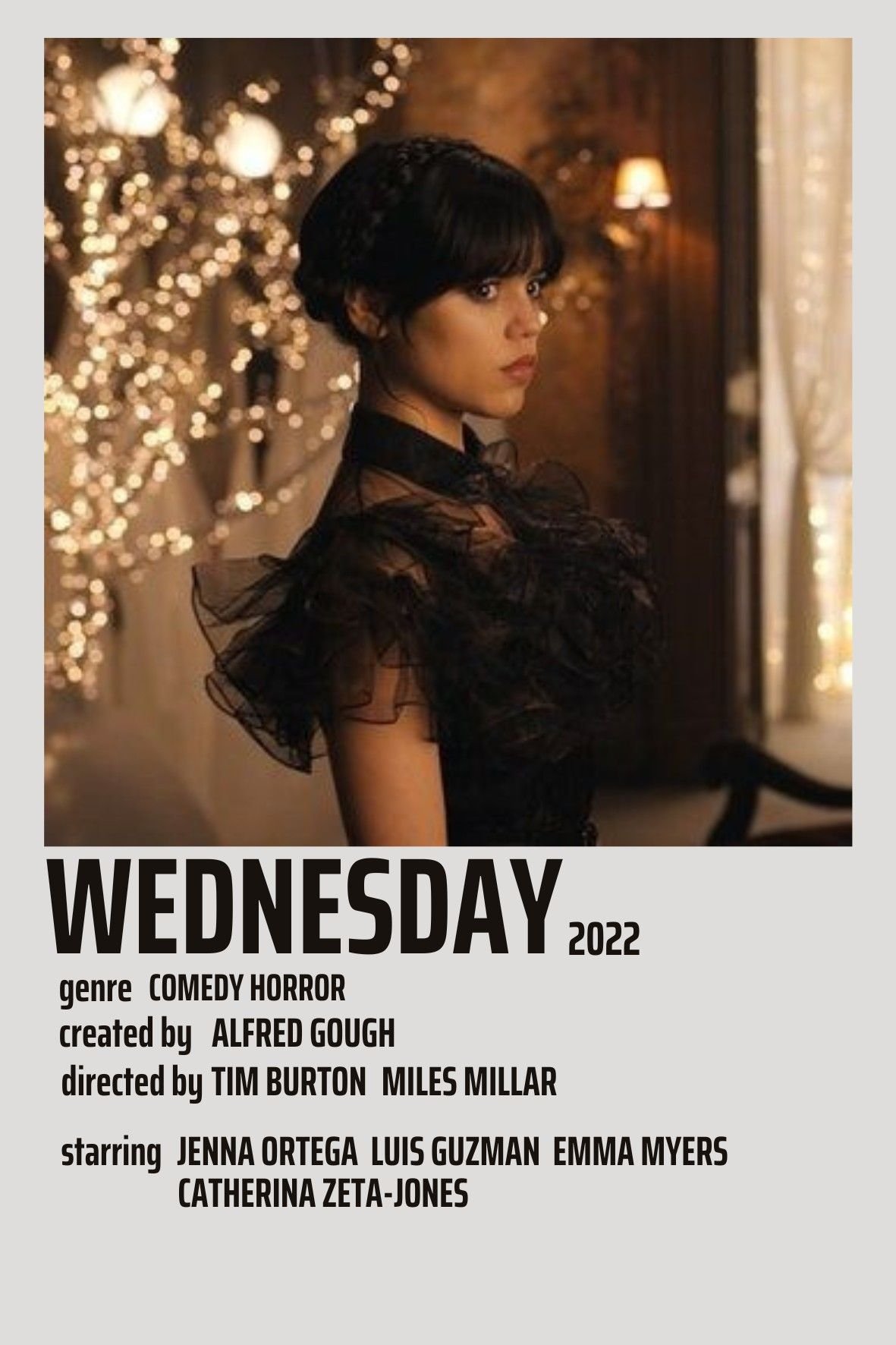 Уэнсдей рука