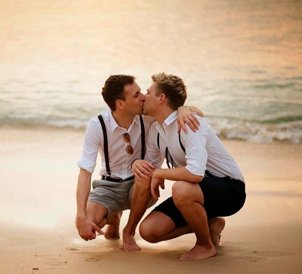 Парни вместе