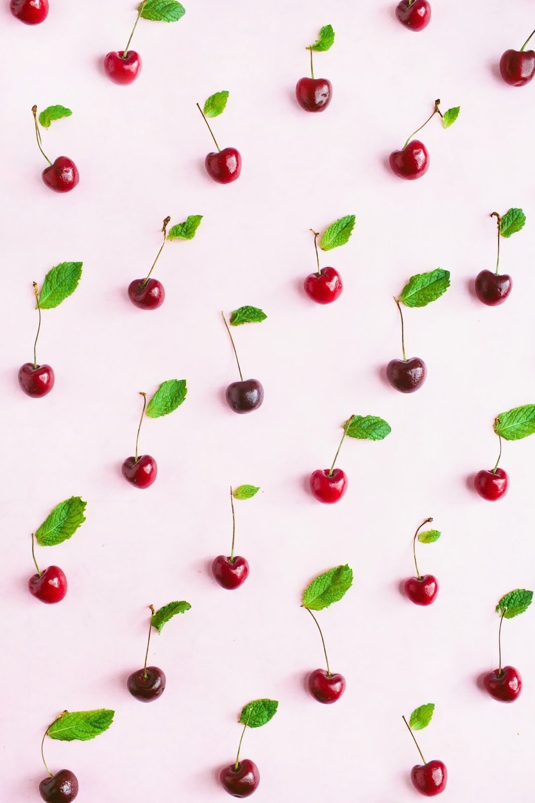 Принт вишня