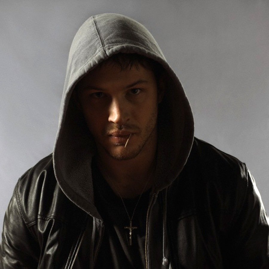 Человек в капюшоне