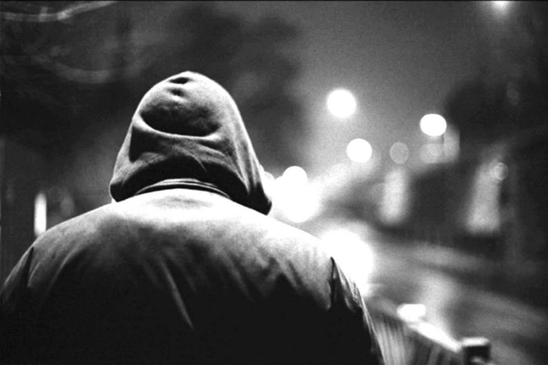 Человек в капюшоне