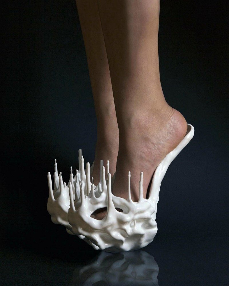 Необычная обувь женская