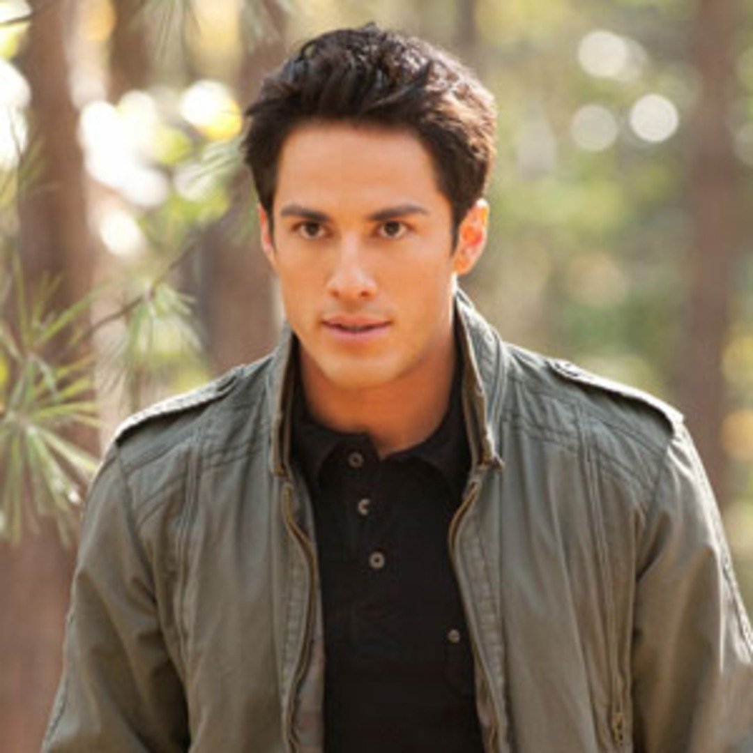 Актер Тайлер Поузи