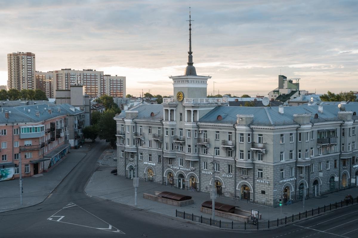 Дом под шпилем Барнаул