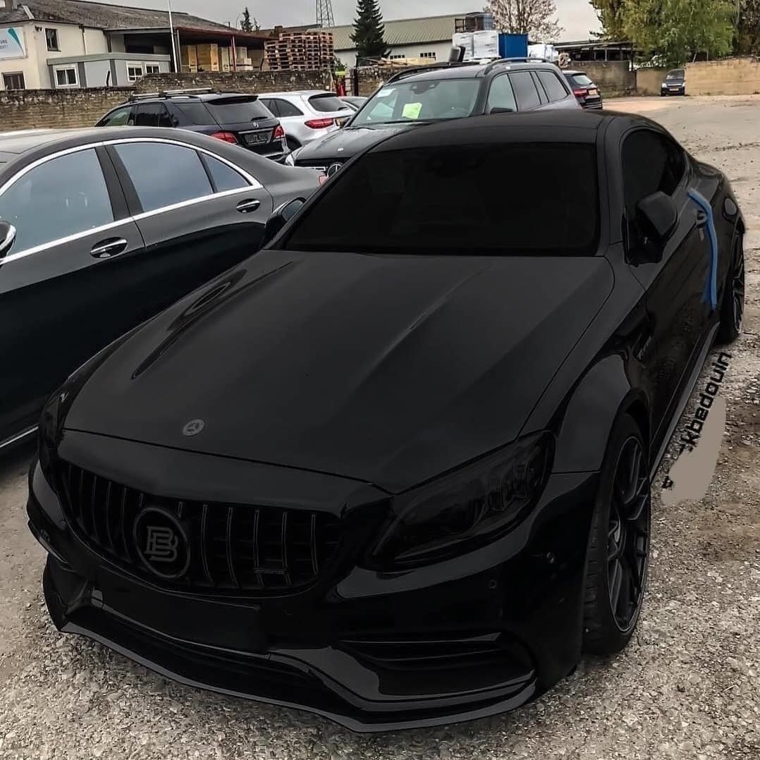 БМВ черная маленькая