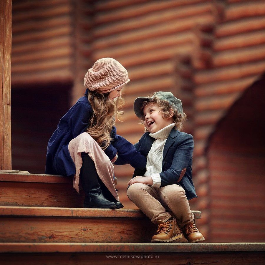 Картинка братья и сестры прикольные