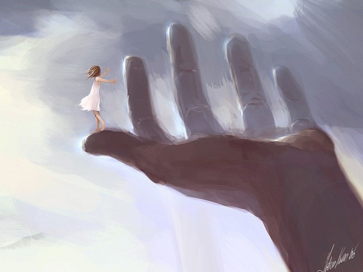 Ладонь девушки