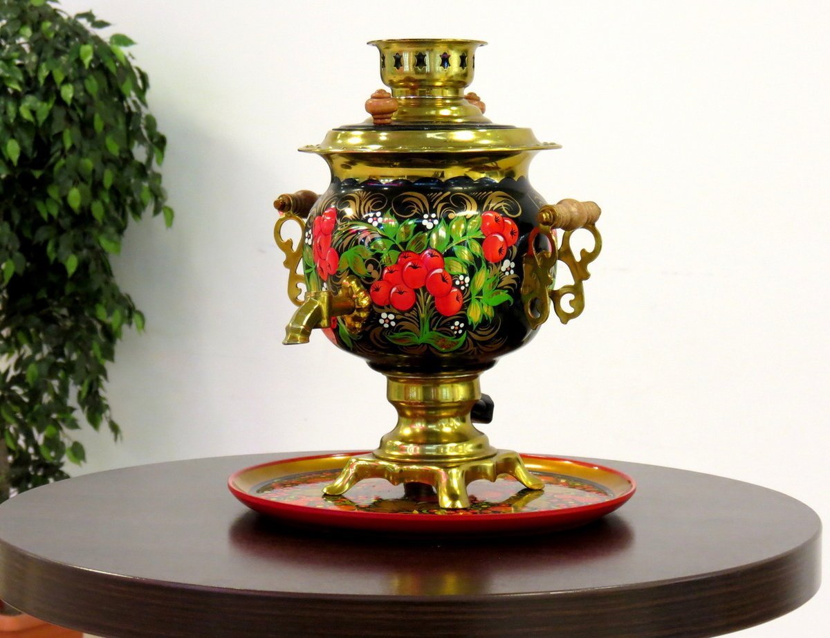 Степан Нестерчук натюрморт с самоваром