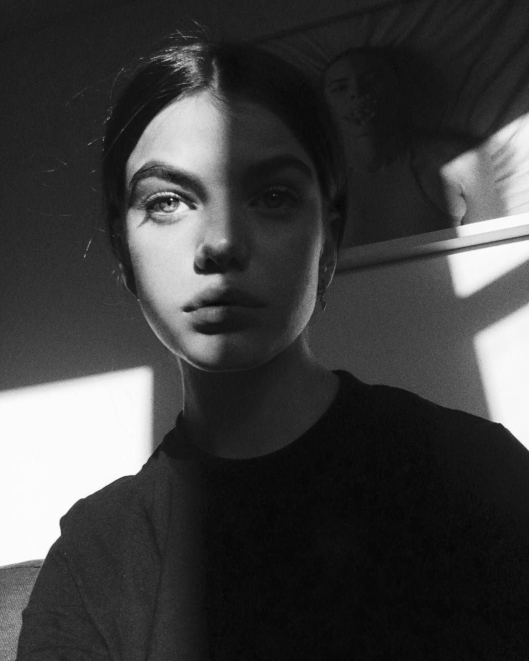 Чёрно-белая Эстетика девушки