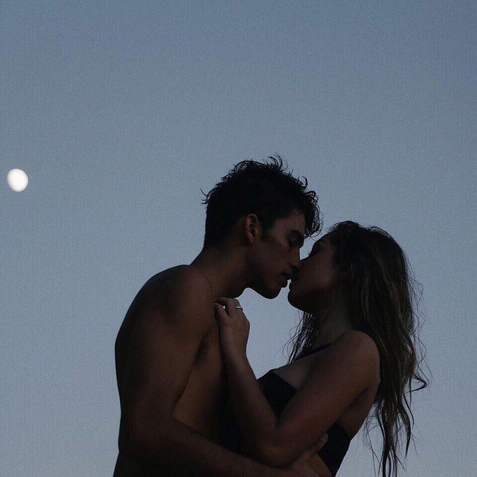 Парень и девушка эстетикк