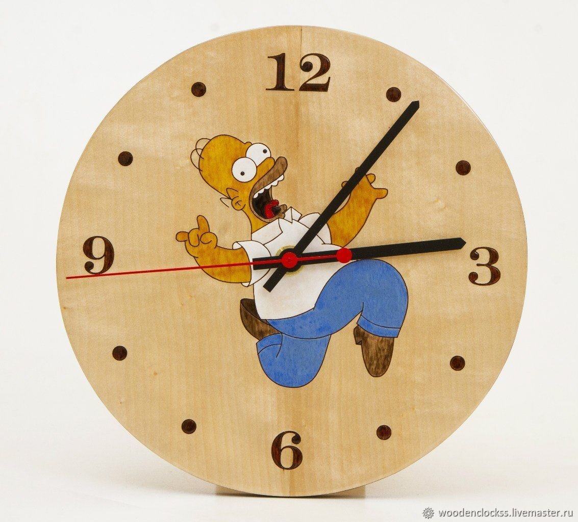 Веселые настенные часы