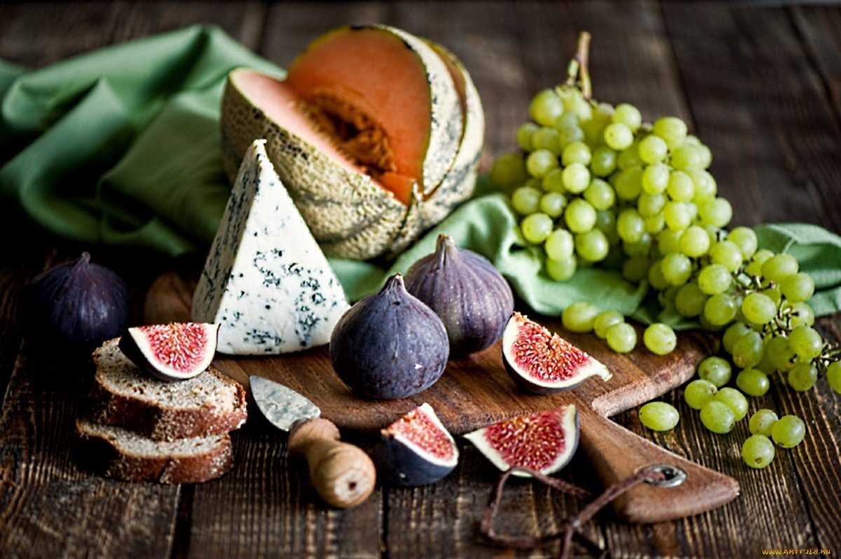 Сыр с инжиром