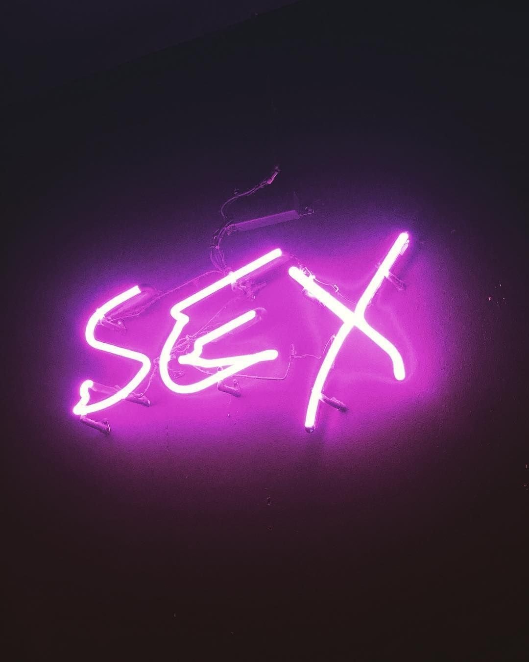 Неоновые надписи