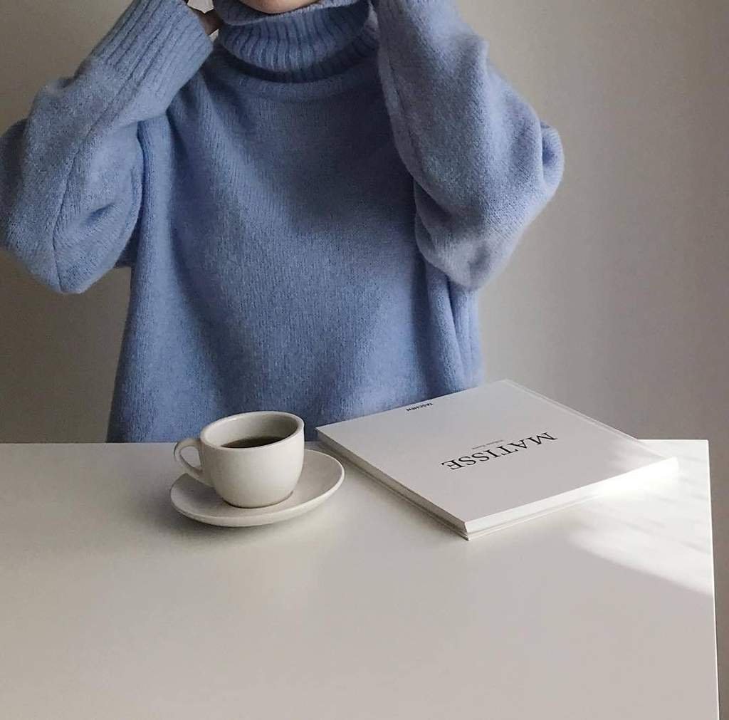 Минималистические зарисовки руки