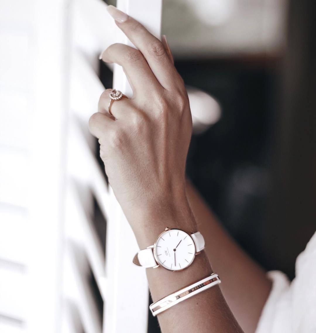 Часы Даниэль Веллингтон женские с браслетом