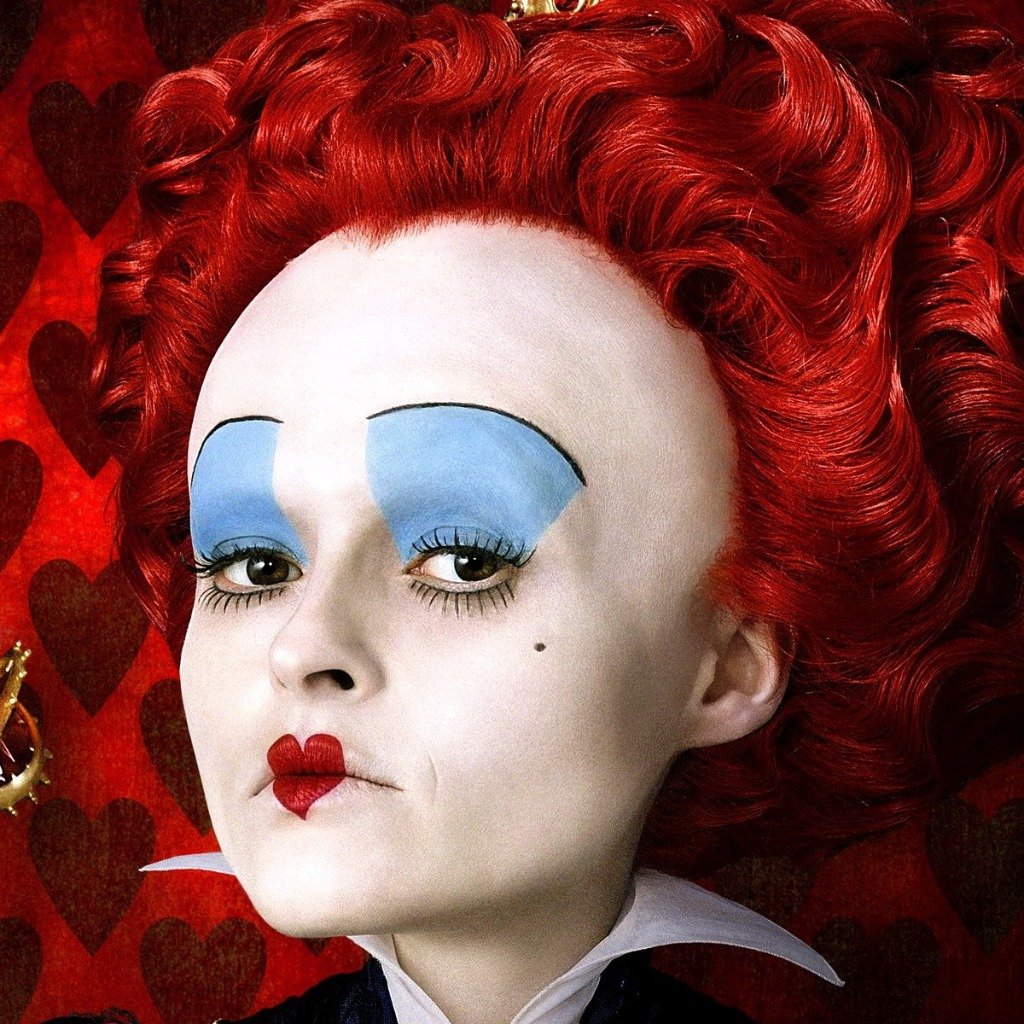 Хелена Бонем Картер красная Королева