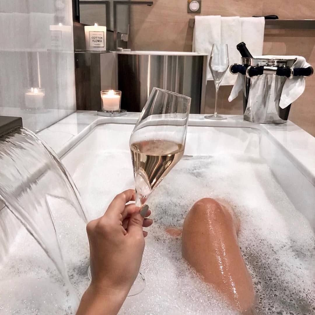 Шлепа в тазике