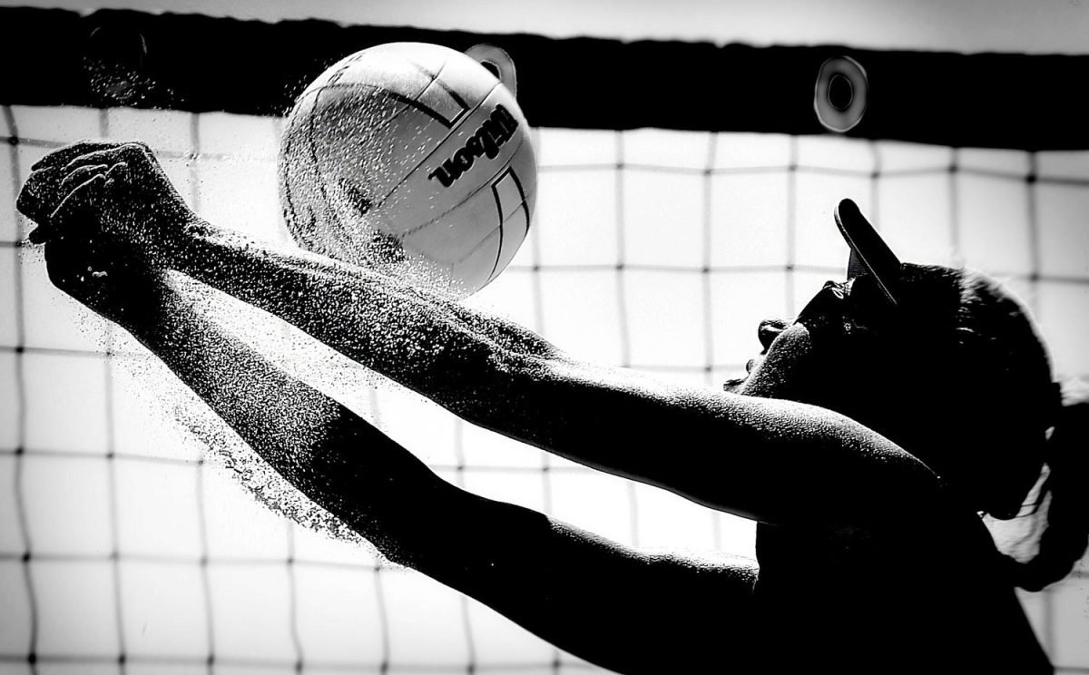 Симон волейболист