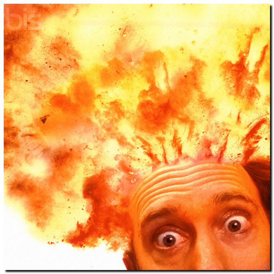 Человек с громкоговорителем вместо головы