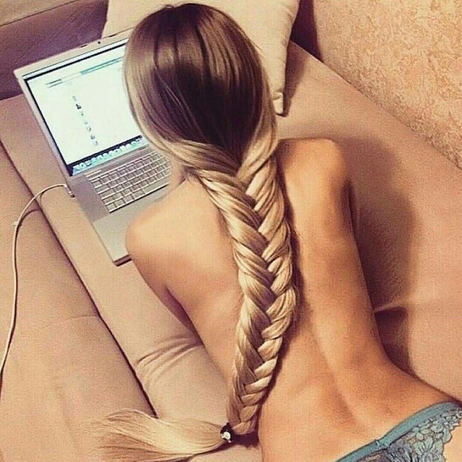 Длинные волосы у девушек до попы