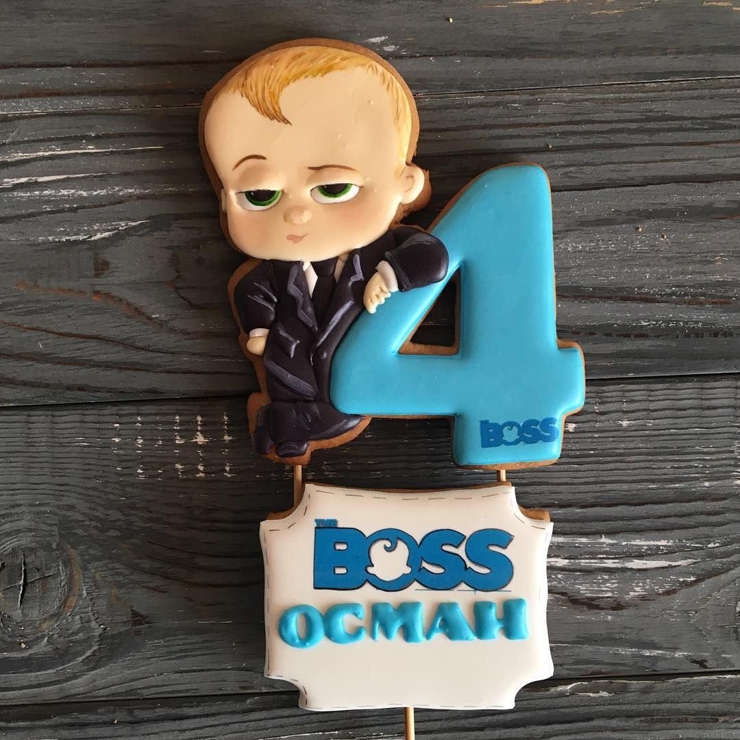 Мужчина и женщина в машине