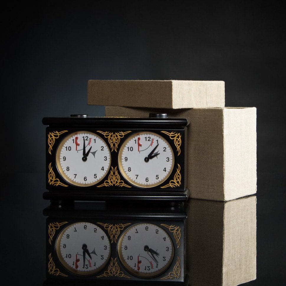 SCM-01 шахматные механические часы