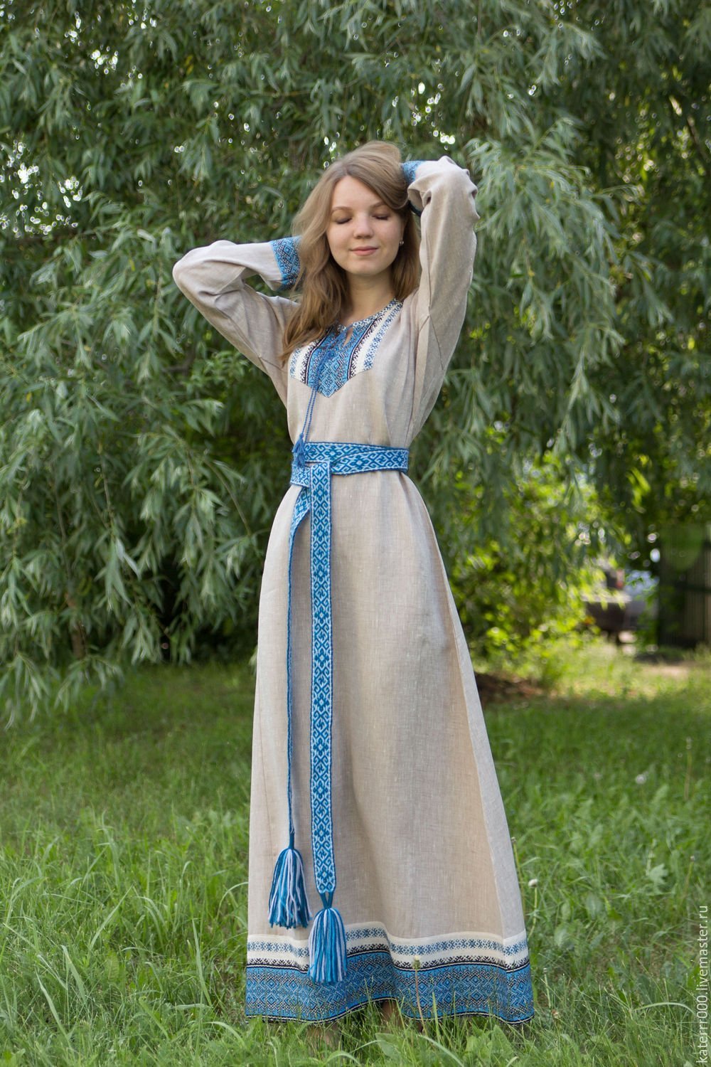 Славянский сарафан