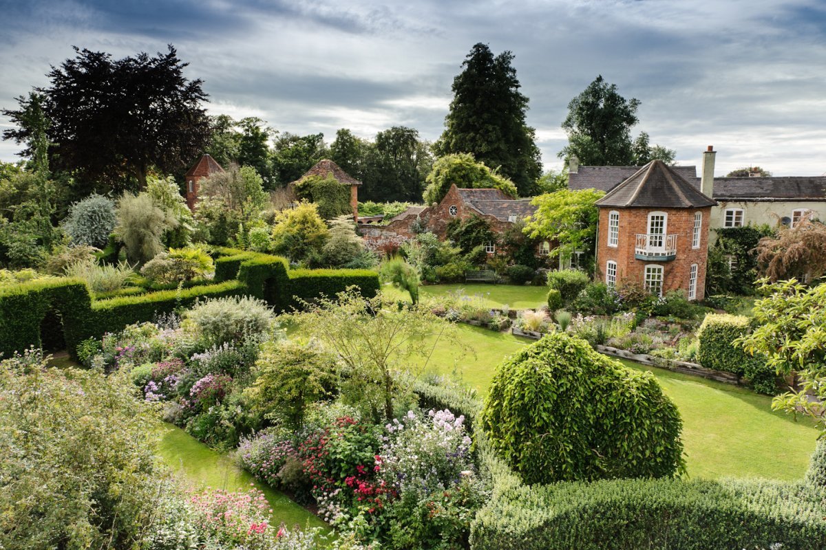 Сад четырех сезонов Уолсолл Великобритания