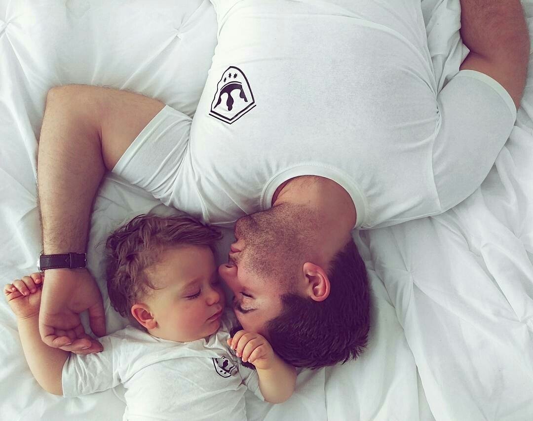 Милые дети с папами