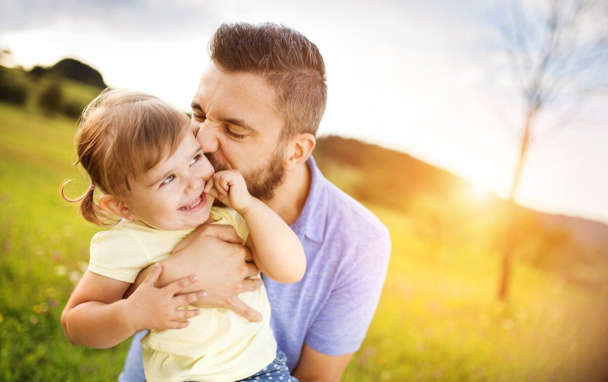 С днем отца