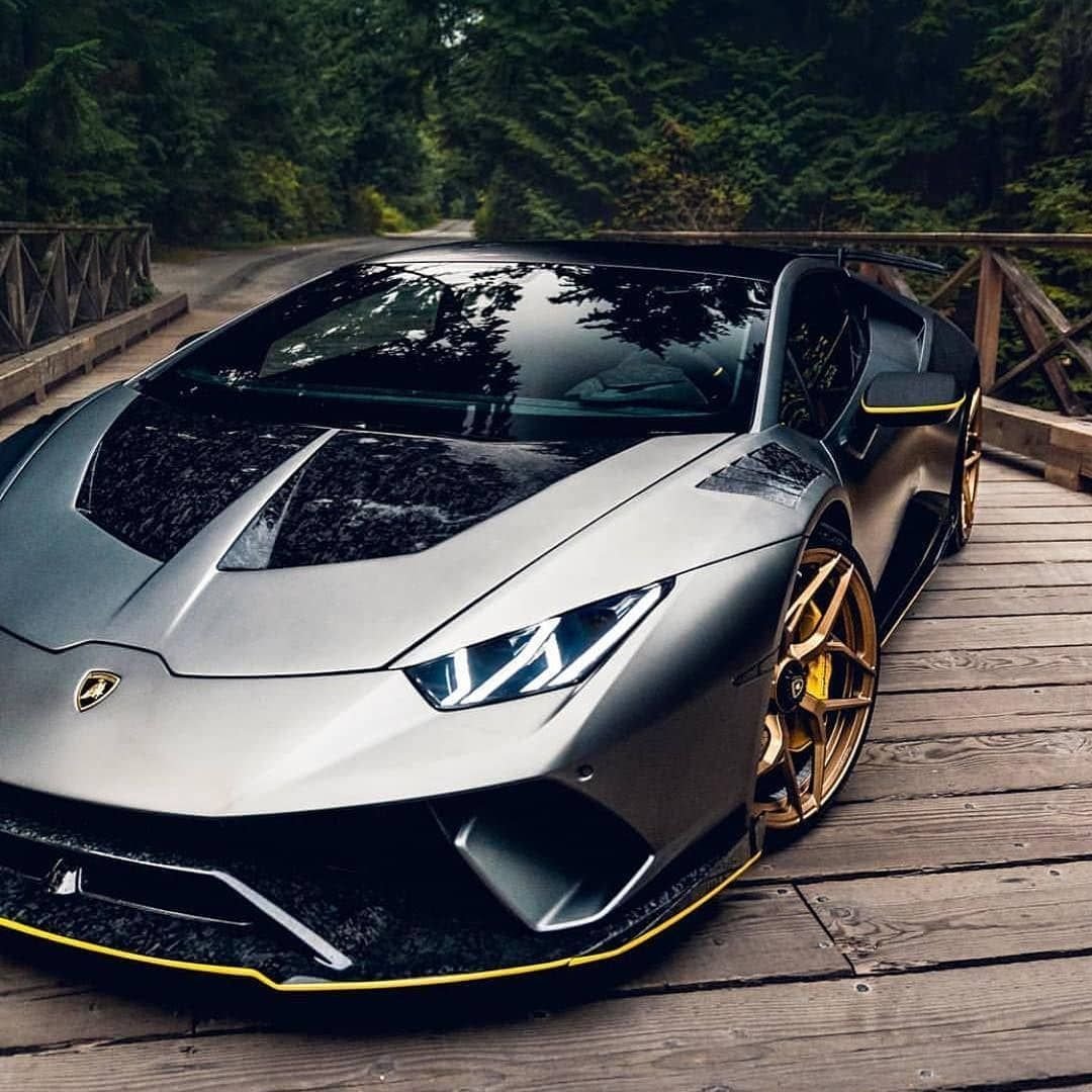 Ламборджини Хуракан