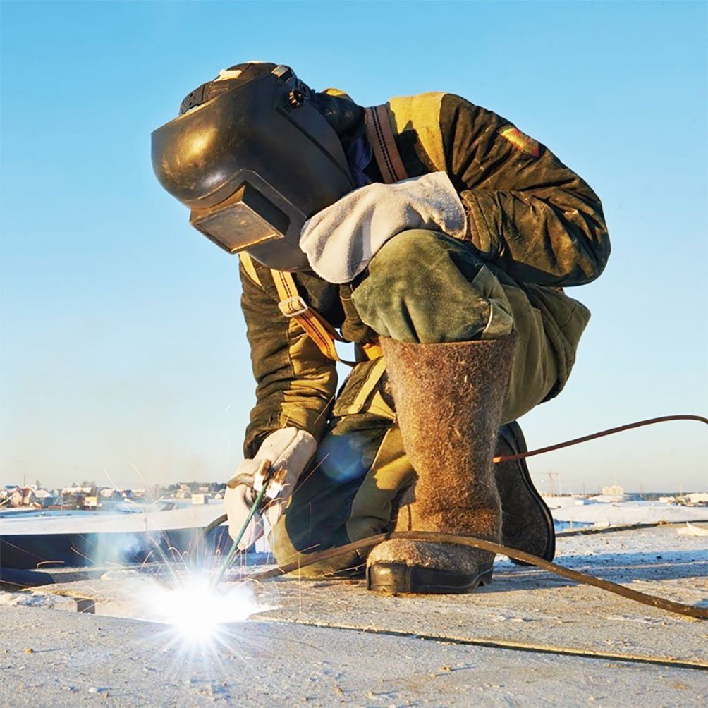 Красивый сварщик