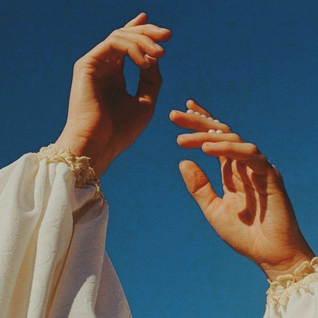 Руки Эстетика