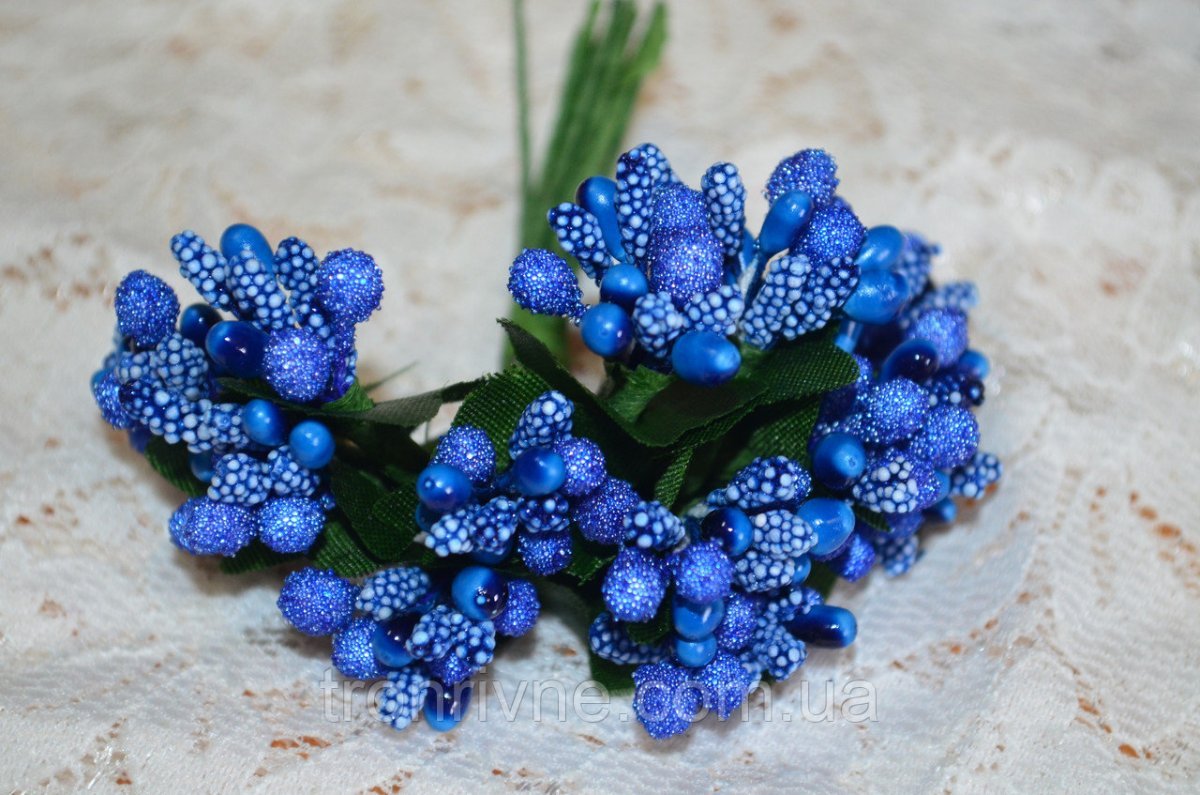 Фиалка букет незабудок