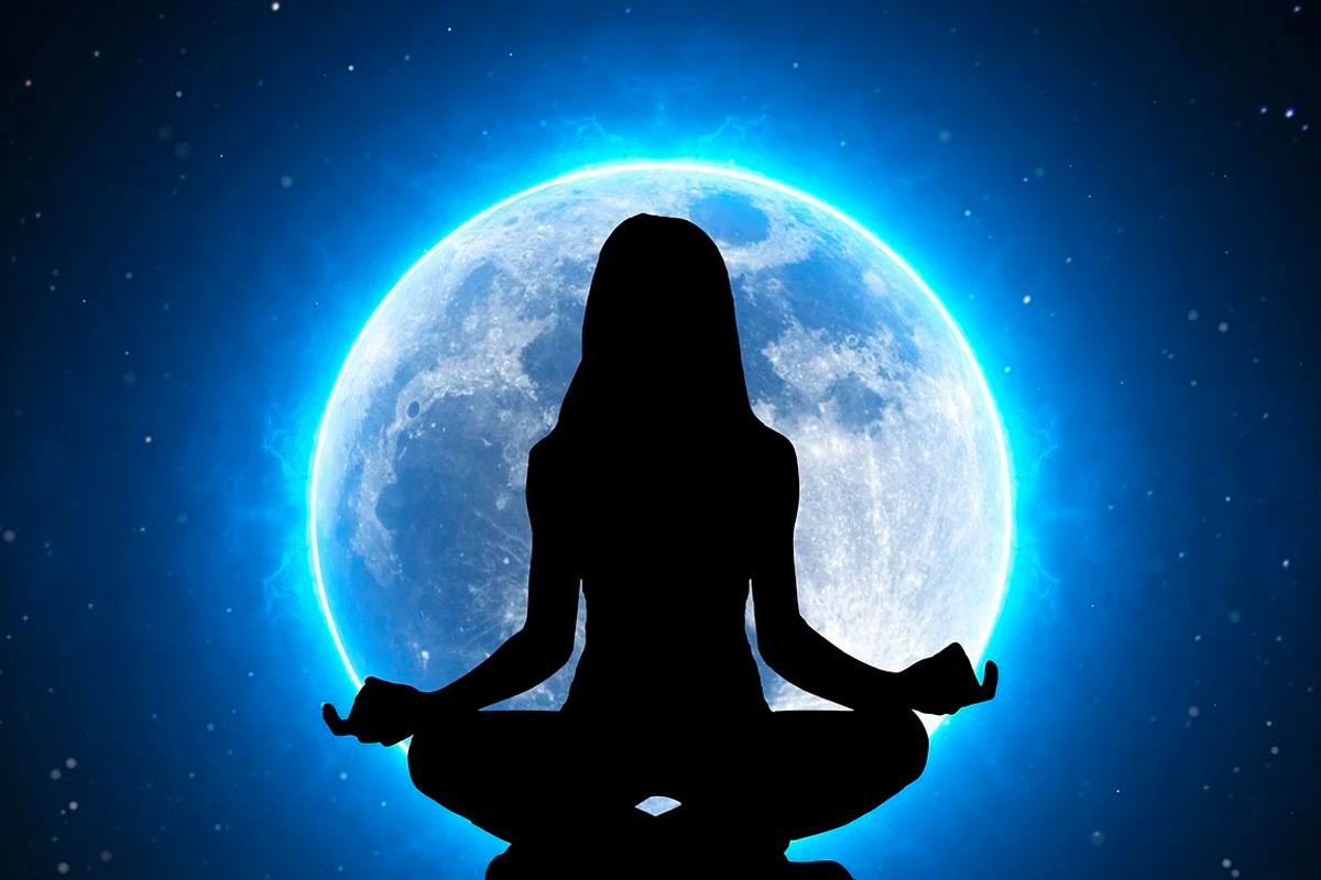 Женщина Луна