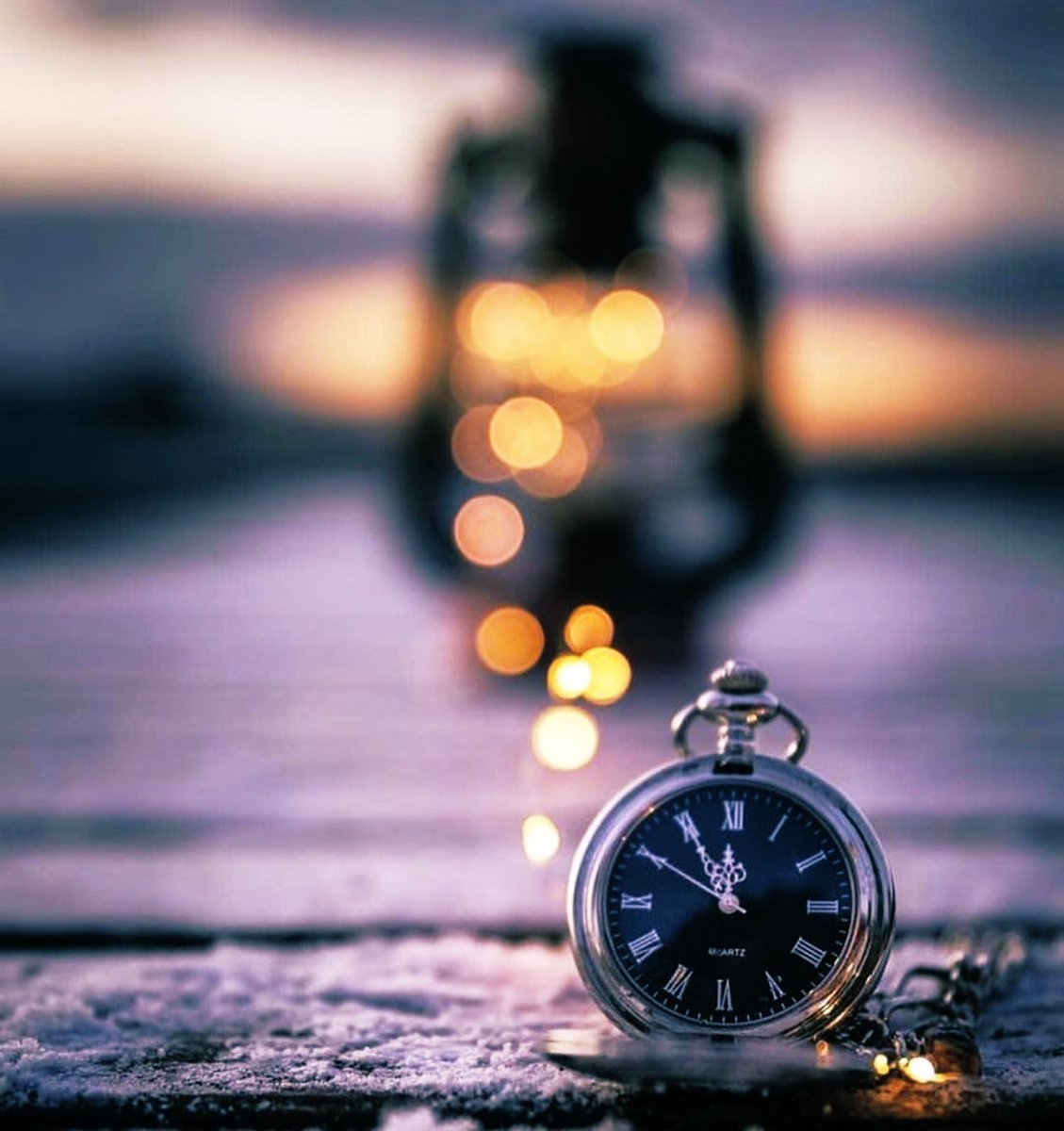 Одинокие часы