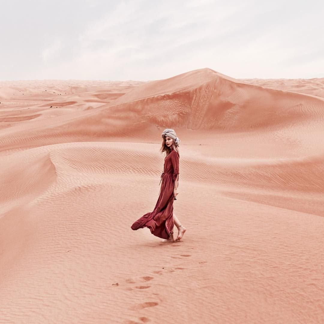 Акилова Дубай пустыня