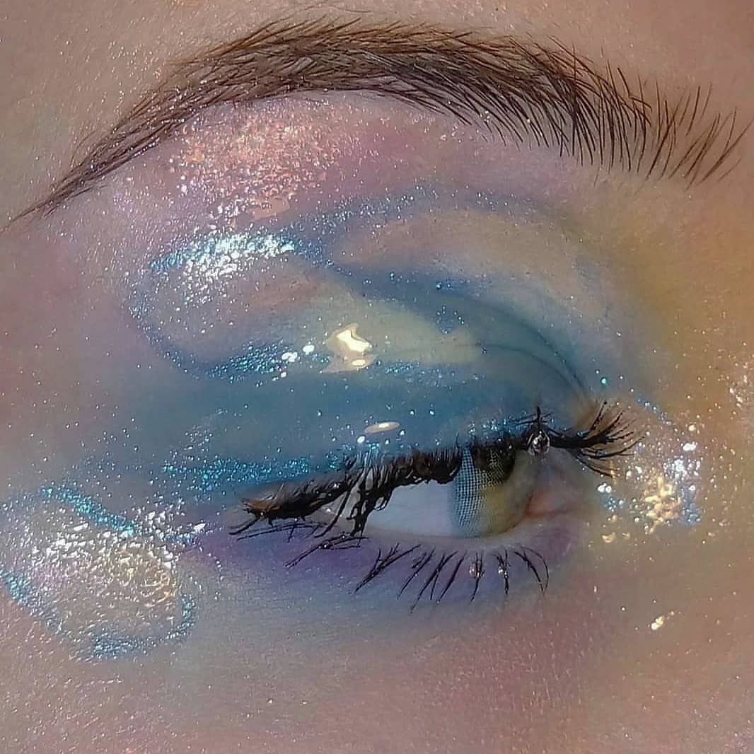 Голубой макияж Эстетика